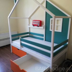 Кровать дом